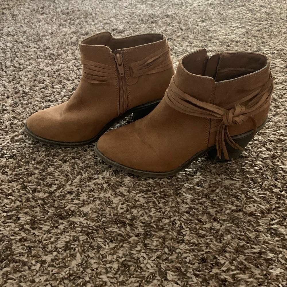 Womens Tan Booties